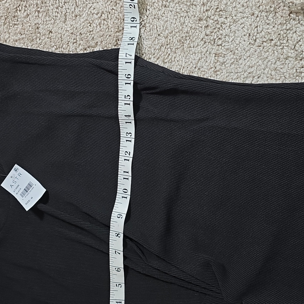 ASTR The Label Cinched Waist Ribbed Knit Top in Black Sz M - Picture 7 of 10